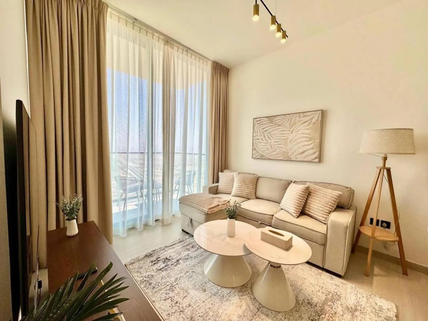 Charming 1Br Apt W Elegant Interiors Dubai