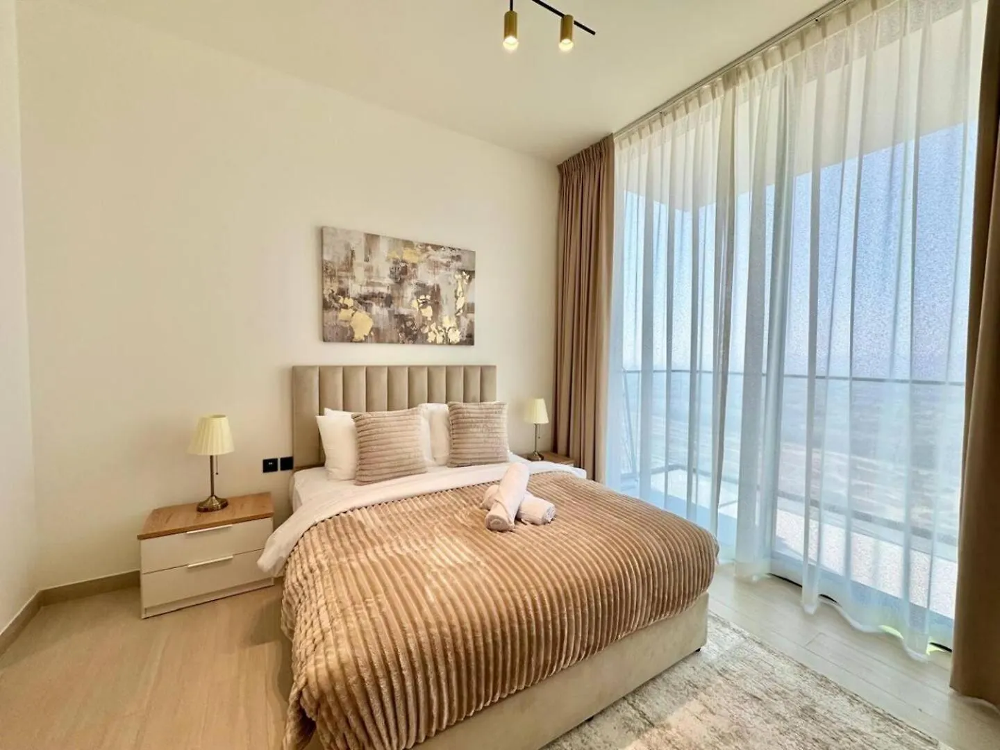 Charming 1Br Apt W Elegant Interiors Dubai