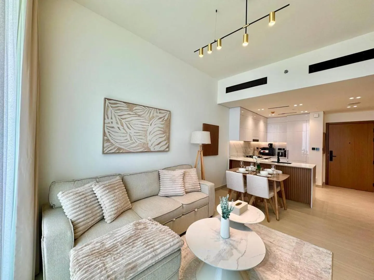 Charming 1Br Apt W Elegant Interiors Dubai 0*,  United Arab Emirates